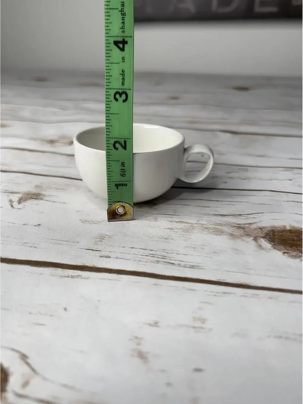 Crate & Barrel Set of 4 White Ceramic Espresso‎ Cups